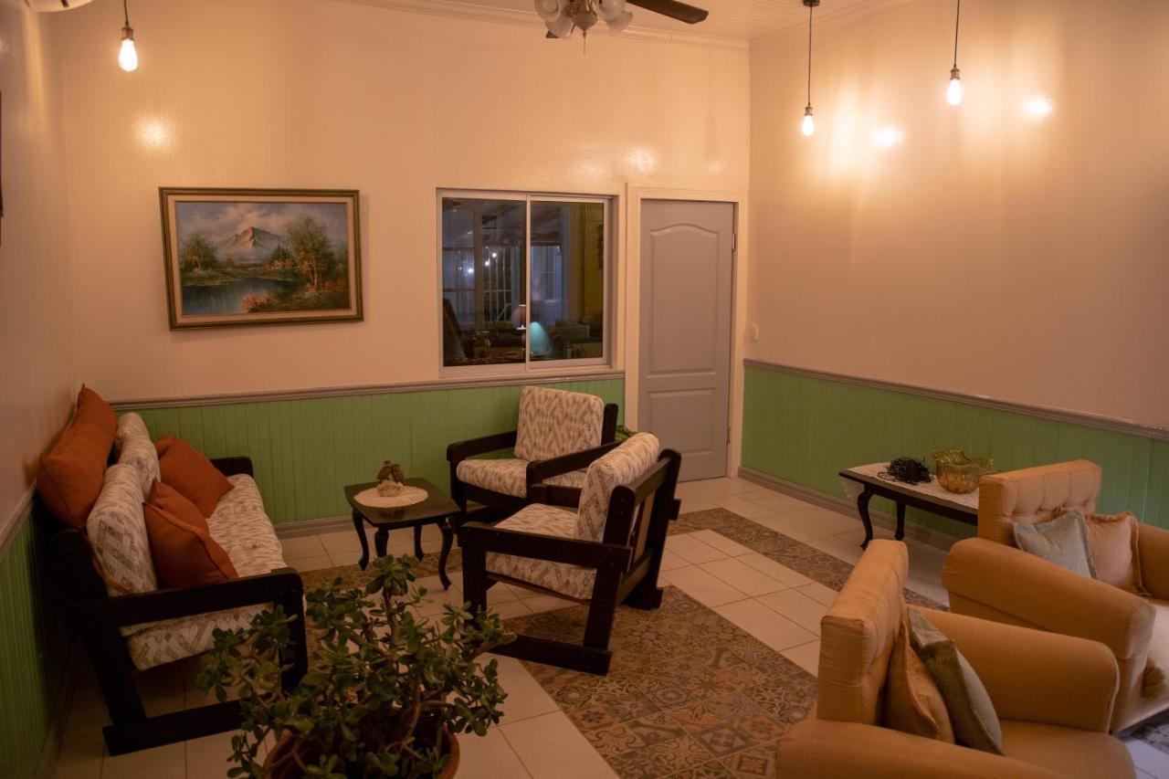 Alice Y Juancito Boutique Hotel Alajuela Eksteriør bilde