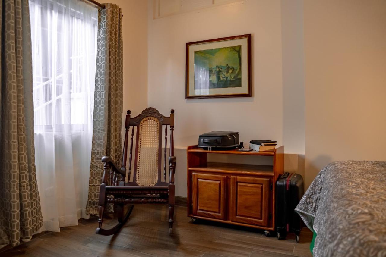 Alice Y Juancito Boutique Hotel Alajuela Eksteriør bilde